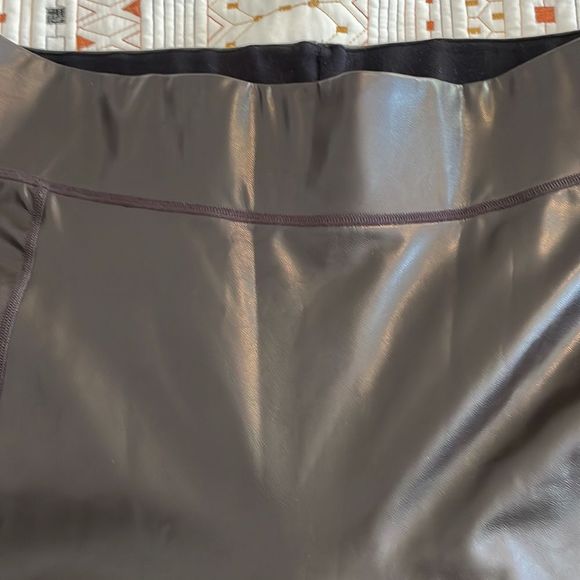 Vegan leather pants size large - Picture 3 of 6